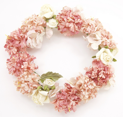 Apricot wreath
