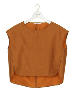 【emmi atelier】シャンタンショートトップス