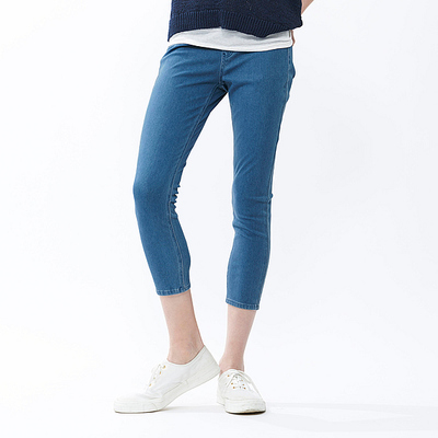 ＷＯＭＥＮ　デニムクロップドレギンスパンツ