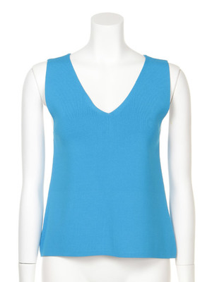 総針ノースリーブニット