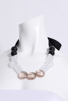 幾何学モチーフネックレス