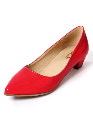 ローヒールエナメルパンプス