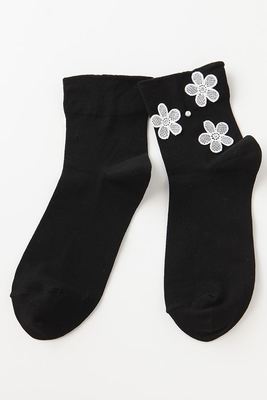 シルケット花モチーフパール付無地ソックス