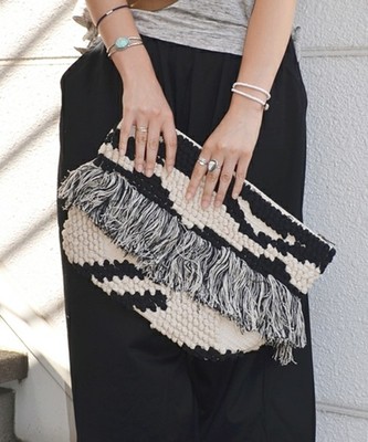 【SHIPS for women】フリンジクラッチ