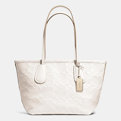 コーチ タクシー ジップ トート 24 ロゴ エンボスド レザー