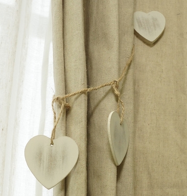 木製のハートを麻ひもでつなげたおしゃれなマグネットタッセル　＜ダフ-dahu-＞：1本入り