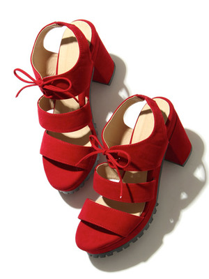 タンクソールレースアップサンダル