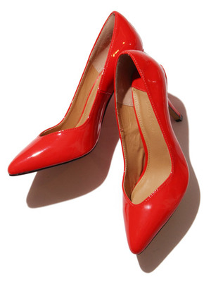 Vカットパンプス