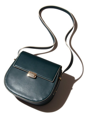 ラウンドテールショルダーバッグ