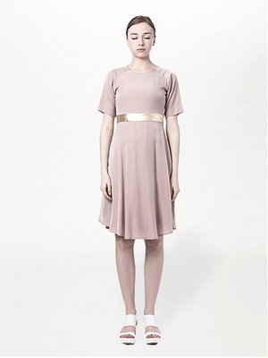 デシンラグランソデフレアワンピース