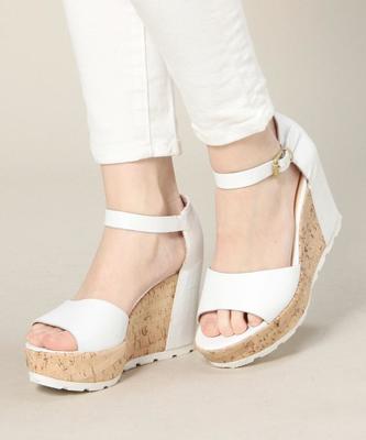 PAOLA FERRI 【non no掲載】アンクルストラップウェッジサンダル