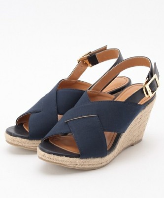 SOUP クロスストラップサンダル