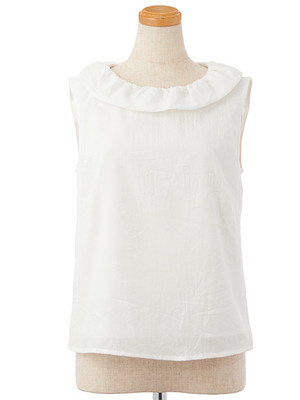 フリルカラーノースリブラウス