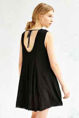 Ecote Clary Godet Trapeze Dress
