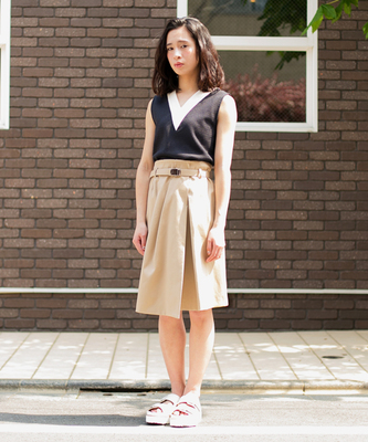 ガチャベルト付スカート