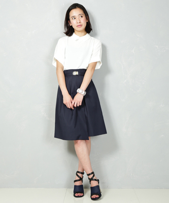 ドルマンスリーブブラウス