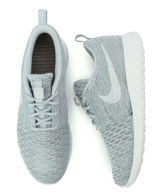 ナイキ フライニット