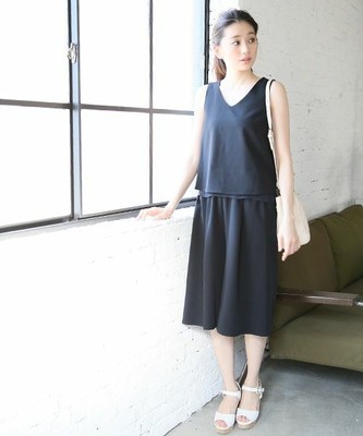 Vネックノースリーブ*ガウチョセットアップ