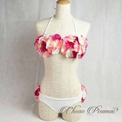 チュアンピサマイ 水着 レッド ビキニ