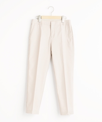 無地テーパードパンツ