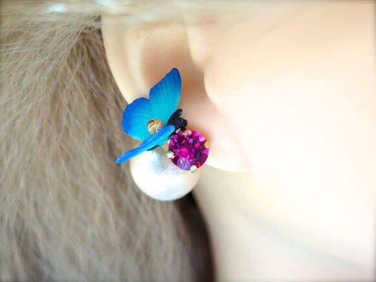 スワロフスキーコットンパールバタフライピアス