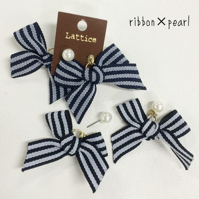 リボンピアス