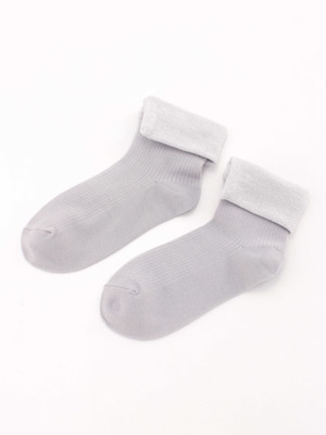 シャツ衿ソックス