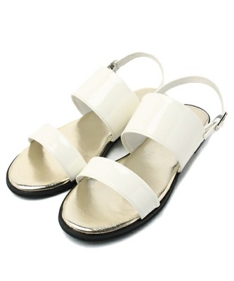 2BELTフラットサンダル/560405