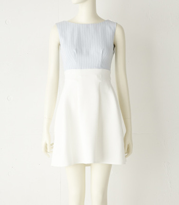 ピンストライプハイウエストフレアワンピース