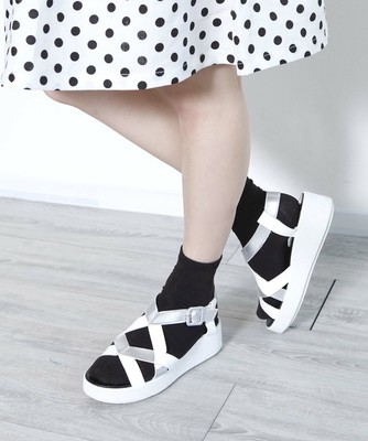 ダブルクロスプラットフォームサンダル