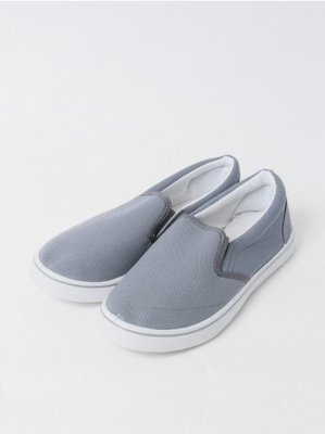 シンプルスリッポン