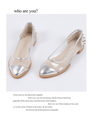 クリアポインテッドラウンドトゥ