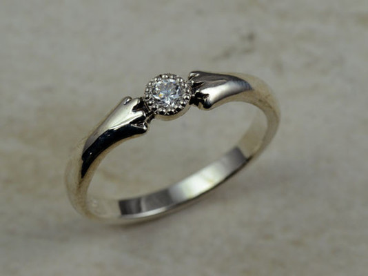 猫の手リング 石付き ~肉球もあるんだよ~