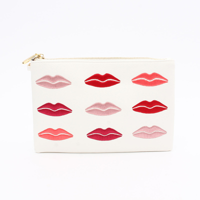 リップ刺繍クラッチバッグ