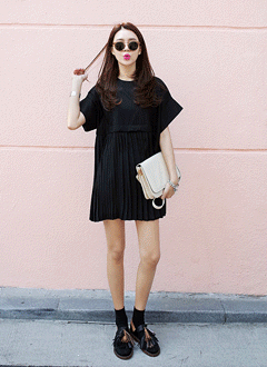 切替プリーツミニワンピース