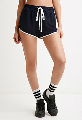 クレープドルフィンショートパンツ