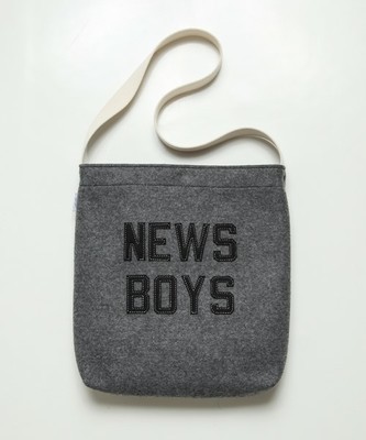 FELT NEWSPAPER BAG