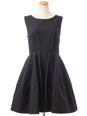 バックリボンワンピース