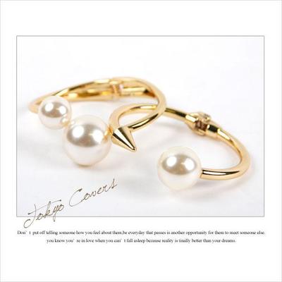 デザインブレスレット