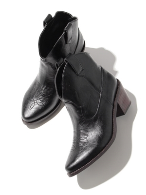 ウエスタンショートブーツ