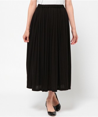 プリーツロングスカート