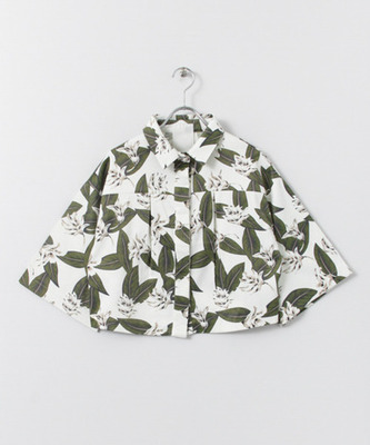 トロピカルプリントブラウス