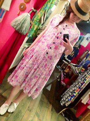 花柄ローウエストワンピース