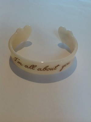 Dancing Lucy バングル cream