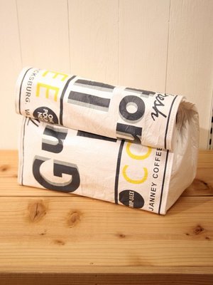 フードパッケージクラッチ