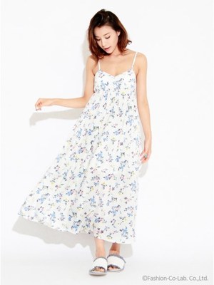 フラワーカップインマキシドレス