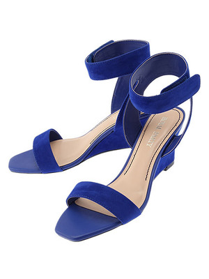 スクエアトゥスウェードサンダル