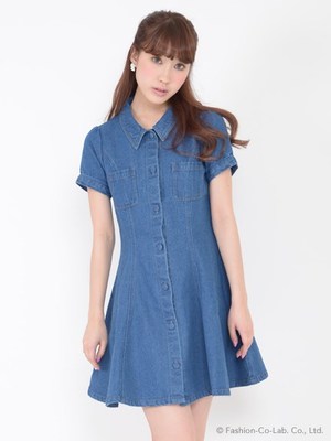 フラットカラーフレアワンピース