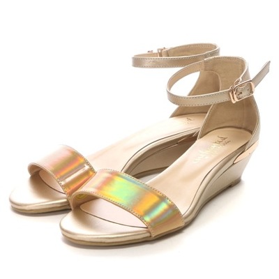 アンクルベルト付きウエッジパンプス（ゴールド）