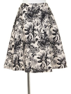 サマーリーフ柄スカート